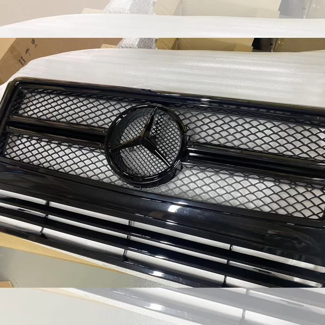 Решетка радиатора amg 6.3 black g 463